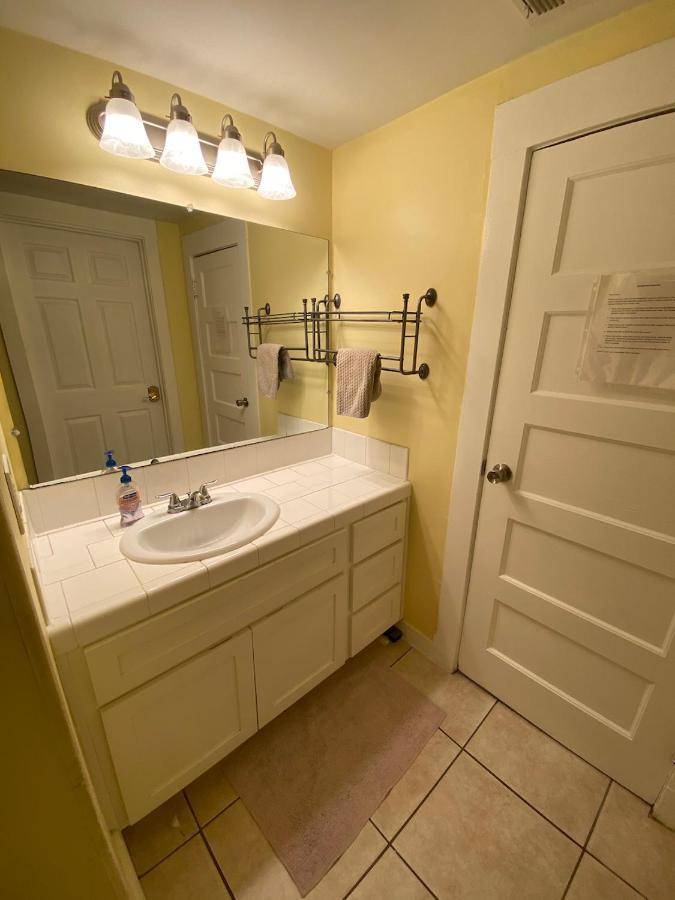Private Los Angeles Room - Free Wifi, Ac, Tv, Private Fridge, Kitchen, Near Usc - Exposition Park - Usc Memorial Coliseum - Banc Of California Bmo Stadium - Downtown Los Angeles Dtla - University Of Southern California Usc!!! Экстерьер фото