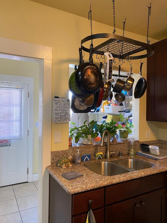 Private Los Angeles Room - Free Wifi, Ac, Tv, Private Fridge, Kitchen, Near Usc - Exposition Park - Usc Memorial Coliseum - Banc Of California Bmo Stadium - Downtown Los Angeles Dtla - University Of Southern California Usc!!! Экстерьер фото
